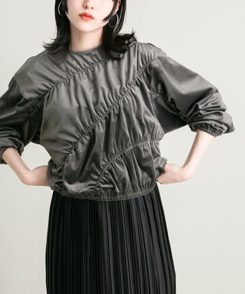 KBF（ケイビーエフ）の「ランダムシャーリングプルオーバー（Tシャツ/カットソー・レディース・チャコールグレー/ライトブルー/アイボリー・ONE）」の2枚目の写真