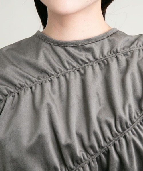 KBF（ケイビーエフ）の「ランダムシャーリングプルオーバー（Tシャツ/カットソー・レディース・チャコールグレー/ライトブルー/アイボリー・ONE）」の16枚目の写真