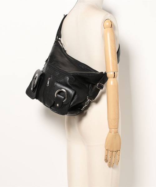 LVEU.（ラブユ.）の「【LVEU.】ダブルリングポケットバッグ / バッグ 鞄 BAG 2way リュック バックパック ショルダーバッグ トートバッグ ワンショルダー 合皮 ブラック カジュアル  ブラック（ショルダーバッグ・レディース・ブラック・FREE）」の15枚目の写真