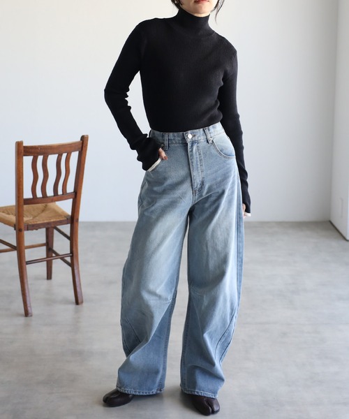 ap retro(アプレトロ)の「【サムホール付き】配色ハイネックニット / リブニット(ニット/セーター・レディース・グリーン/ネイビー/ベージュ/グレー/レッド/ブラック/アイボリー・FREE)」の21枚目の写真