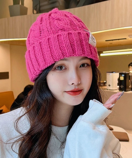 Miniministore（ミニミニストア）の「ケーブル編み ニット帽子 レディース秋冬（ニットキャップ/ビーニー・レディース・ワインレッド/イエロー/ブルー/ピンク/ブラック/モスグリーン/ラベンダー/ライトベージュ/グリーン/オレンジ/ダークグレー/ブラウン・フリー）」の10枚目の写真