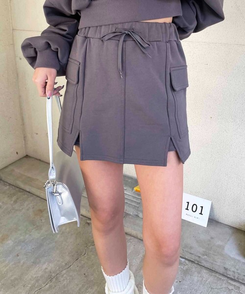 SPIRALGIRL（スパイラルガール）の「スウェットカーゴミニスカート（スカート・レディース・ホワイト/グレー/カーキ・FREE）」の3枚目の写真