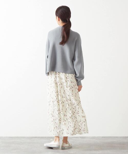 MELROSE claire(メルローズ クレール)の「ゆるやかAラインシルエット☆ボタニカルプリントのスカート(スカート・レディース・ブラック/ホワイト・FREE)」の11枚目の写真