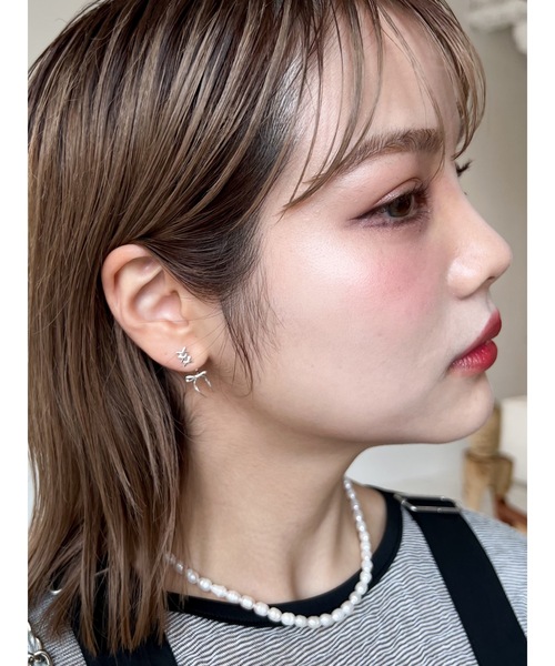 JUMELLE（ジュメロ）の「ribbon laceup pierce（ピアス（両耳用）・レディース・シルバー/ゴールド・FREE）」の3枚目の写真