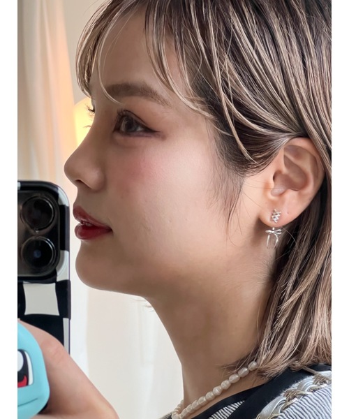 JUMELLE（ジュメロ）の「ribbon laceup pierce（ピアス（両耳用）・レディース・シルバー/ゴールド・FREE）」の6枚目の写真