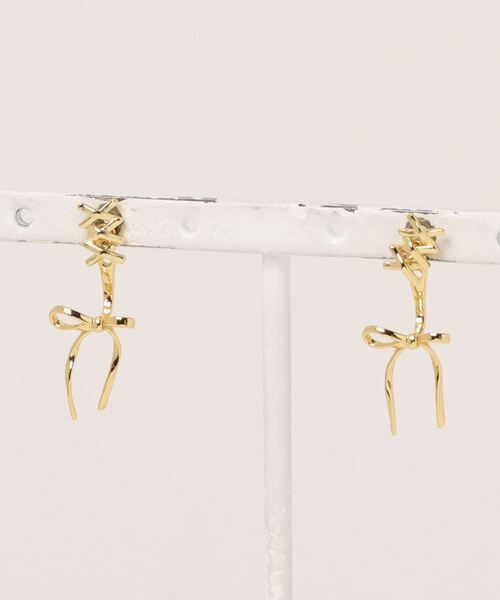 JUMELLE（ジュメロ）の「ribbon laceup pierce（ピアス（両耳用）・レディース・シルバー/ゴールド・FREE）」の14枚目の写真