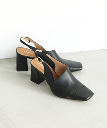 Au BANNISTER | アシンメトリースクエアトゥブーサン(サンダル)