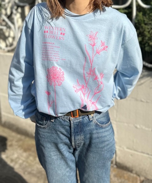 mi via loca(ミヴィアロカ)の「GILDAN ベルフラワーロゴロンT 【PT NO. MVL031 ※2A】(Tシャツ/カットソー・レディース・ベージュ/オフホワイト/ライトブルー・MEDIUM/X-LARGE)」の3枚目の写真