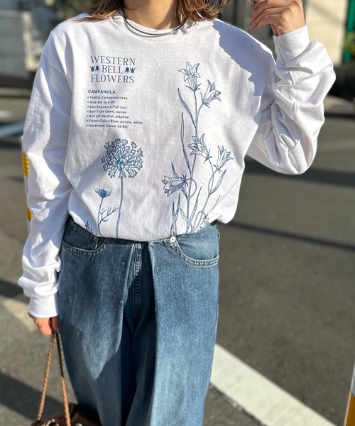 mi via loca(ミヴィアロカ)の「GILDAN ベルフラワーロゴロンT 【PT NO. MVL031 ※2A】(Tシャツ/カットソー・レディース・ベージュ/オフホワイト/ライトブルー・MEDIUM/X-LARGE)」の17枚目の写真