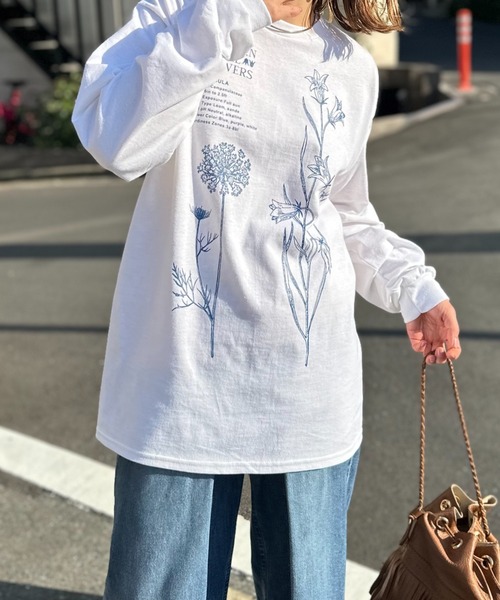 mi via loca(ミヴィアロカ)の「GILDAN ベルフラワーロゴロンT 【PT NO. MVL031 ※2A】(Tシャツ/カットソー・レディース・ベージュ/オフホワイト/ライトブルー・MEDIUM/X-LARGE)」の19枚目の写真