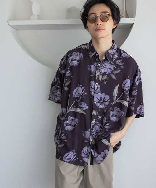 LOWRYS FARM（ローリーズファーム）の「ＮＹＢＧボタニカルシャツＳＳ　113081（シャツ/ブラウス・メンズ・ホワイト/ブラック/ネイビー・MEDIUM/LARGE）」の3枚目の写真