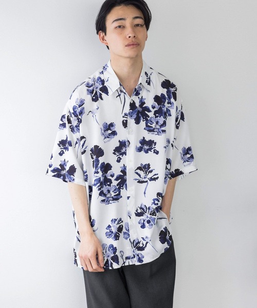 LOWRYS FARM（ローリーズファーム）の「ＮＹＢＧボタニカルシャツＳＳ　113081（シャツ/ブラウス・メンズ・ホワイト/ブラック/ネイビー・MEDIUM/LARGE）」の19枚目の写真