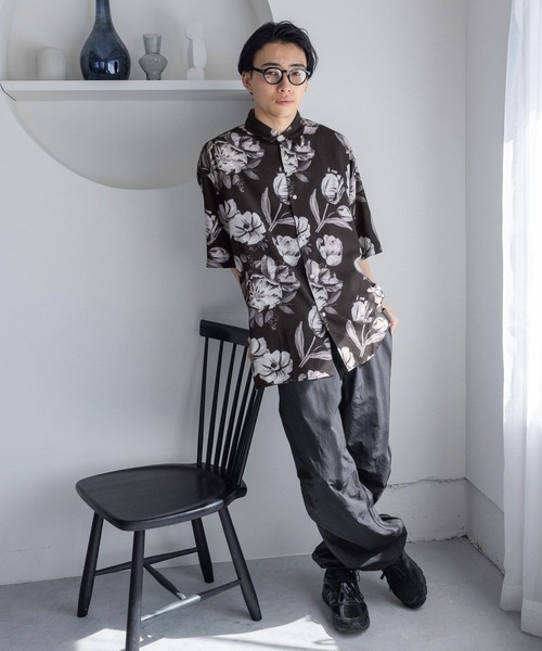 LOWRYS FARM（ローリーズファーム）の「ＮＹＢＧボタニカルシャツＳＳ　113081（シャツ/ブラウス・メンズ・ホワイト/ブラック/ネイビー・MEDIUM/LARGE）」の12枚目の写真