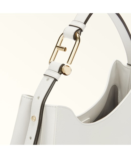 FURLA（フルラ）の「FURLA NUVOLA L HOBO（ショルダーバッグ）」 - WEAR