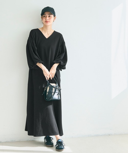 coca（coca）（コカ）の「エンボスVネックぽわん袖ワンピース（ワンピース・レディース・ブラック/ライトグレー/ネイビー・L/M/S）」の10枚目の写真