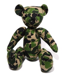 A BATHING APE テディベア カモフラぬいぐるみ アベイシングエイプ A BATHING APE（アベイシングエイプ）の「ABC CAMO BEAR PLUSH DOLL