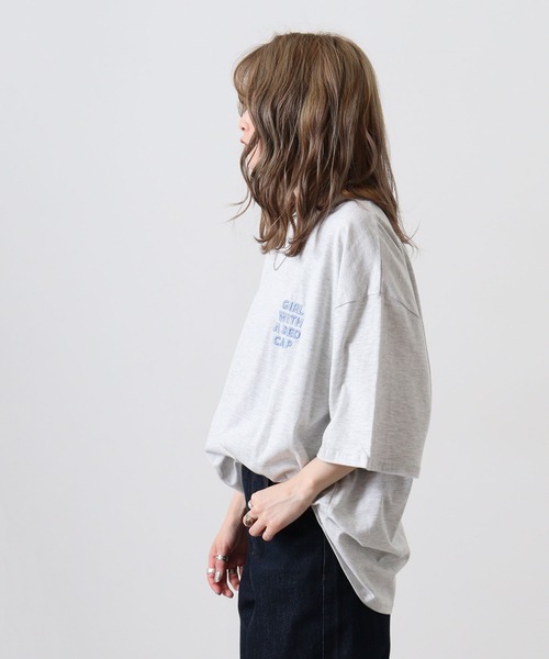 Red Cap Girl(レッドキャプガール)の「REDCAPGIRL 天竺 バックプリント ルーズシルエット半袖Tシャツ(Tシャツ/カットソー・メンズ・ホワイト/アッシュグレー・M/L)」の19枚目の写真