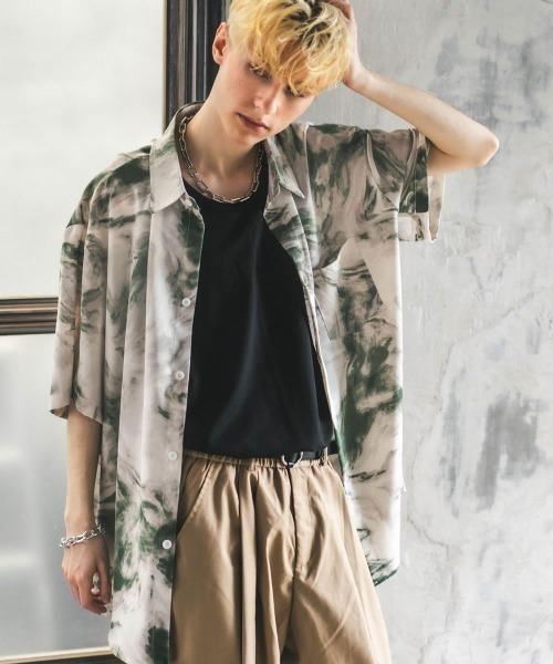 セール】オーバーサイズ / ビッグシルエットマーブルパターン総柄