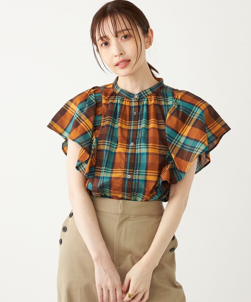 SHIPS Colors（シップス カラーズ）の「SHIPS Colors:〈手洗い可能〉マドラスチェック ラッフルスリーブ シャツ（シャツ/ブラウス・レディース・ネイビー/オレンジ・ONE SIZE）」の2枚目の写真
