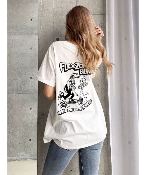 GYDA(ジェイダ)の「FLEX ZONE BUNNYポケットBIG Tシャツ(Tシャツ/カットソー・レディース・ライム/チャコールグレー/オフホワイト・FREE)」の20枚目の写真
