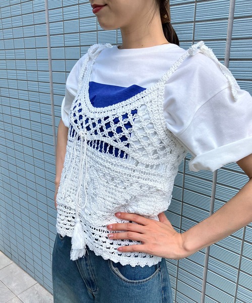 【新品】 IRENE かぎ編みレース　ショルダーリボン　ニットキャミソール セール】◎かぎ針編みリボンクロシェビスチェ【ZOZOTOWN限定