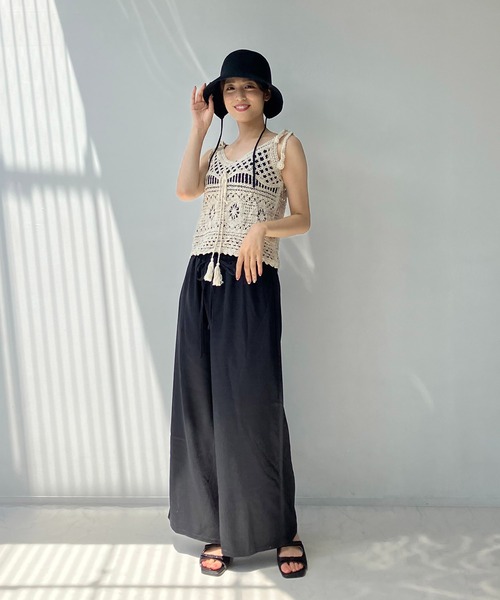 AS KNOW AS plus（アズノゥアズプラス）の「◎かぎ針編みリボンクロシェビスチェ【ZOZOTOWN限定アイテム】（キャミソール・レディース・ベージュ/オフホワイト・FREE）」の19枚目の写真