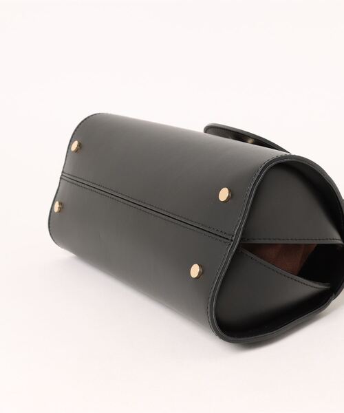 Doux archives(ドゥアルシーヴ)の「【AULENTTI】2wayバンブーハンドルショルダーバッグ(ショルダーバッグ・レディース・ブラウン/ブラック・FREE)」の4枚目の写真