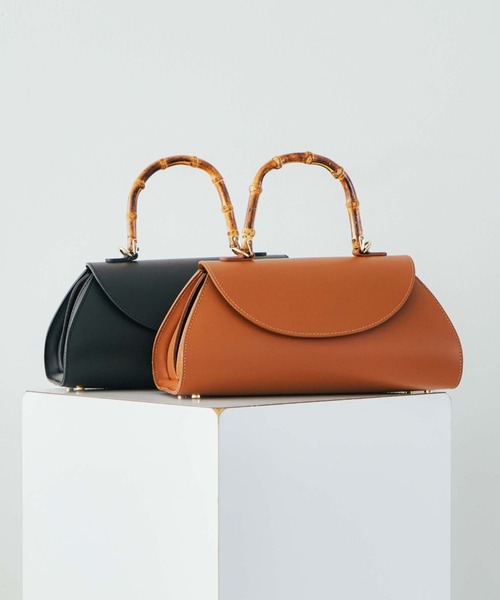 Doux archives(ドゥアルシーヴ)の「【AULENTTI】2wayバンブーハンドルショルダーバッグ(ショルダーバッグ・レディース・ブラウン/ブラック・FREE)」の9枚目の写真