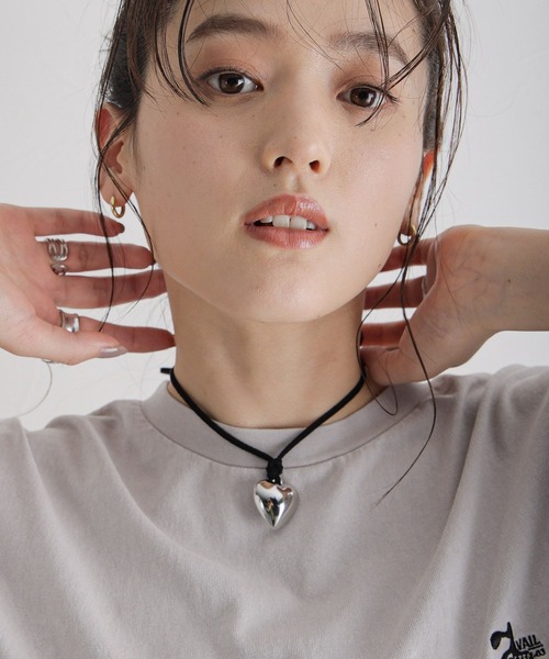 RAGEBLUE（レイジブルー）の「ハートチョーカーネックレス（ネックレス・レディース・その他・FREE）」の5枚目の写真