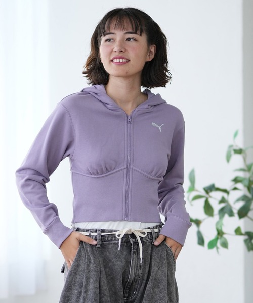 PUMA(プーマ)の「PUMA/プーマ クロップド丈ジップアップパーカー 629099(パーカー・レディース・オフホワイト/ダークグレー・M)」の16枚目の写真