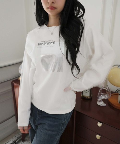 LAFFMO(ラフモ)の「チュール重ね箔ロゴロンT(Tシャツ/カットソー・レディース・ブラック/オフホワイト・F)」の5枚目の写真
