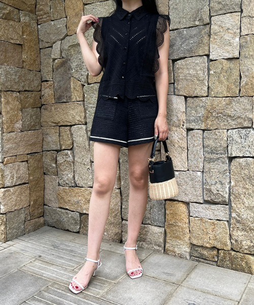 MODE ROBE（モードローブ）の「レースフリルノースリーブブラウス（Tシャツ/カットソー・レディース・ホワイト/ブラック/ブルー・FREE）」の9枚目の写真