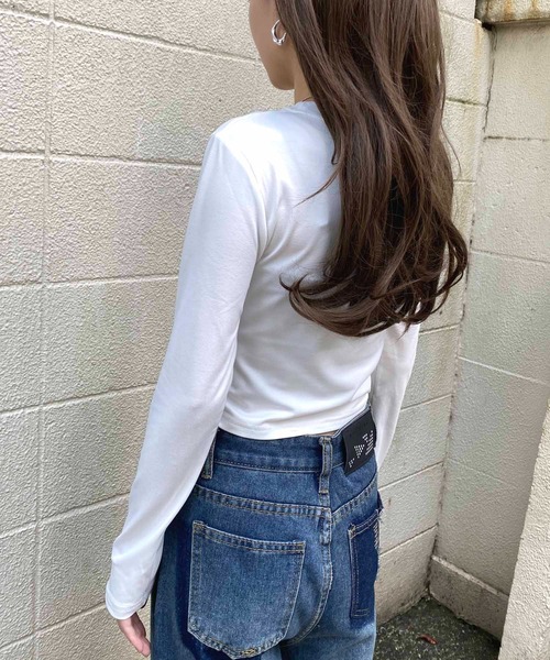 NANEA(ナネア)の「クロップド丈ロングTシャツ(Tシャツ/カットソー・レディース・ホワイト/グレー/ブラック・X-LARGE/LARGE/MEDIUM)」の9枚目の写真