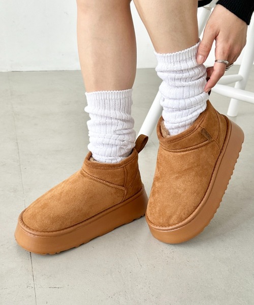 CLEA（クレア）の「厚底ショートムートンブーツ（ブーツ・レディース・キャメル/ピンク/アイボリー/ブラック・23.5cm/24.5cm）」の14枚目の写真