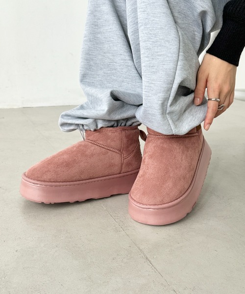 CLEA（クレア）の「厚底ショートムートンブーツ（ブーツ・レディース・キャメル/ピンク/アイボリー/ブラック・23.5cm/24.5cm）」の11枚目の写真