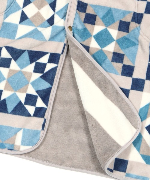 BAYFLOW（ベイフロー）の「[今年は袖リブ仕様で登場!]BF着るブランケット24AW（ブランケット・レディース・ブルー/ネイビー/ベージュ/チャコール・00）」の11枚目の写真