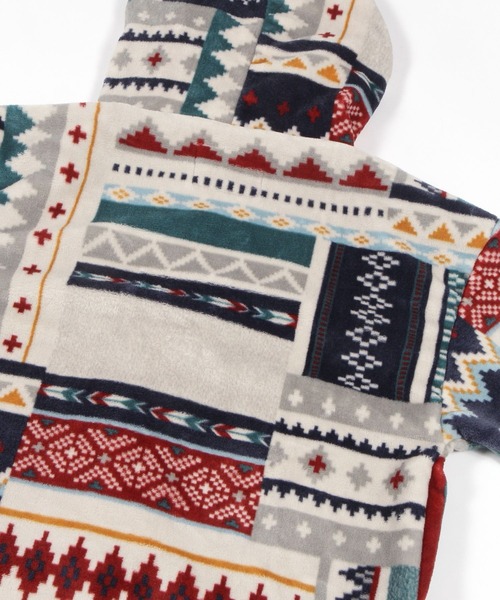 BAYFLOW（ベイフロー）の「[今年は袖リブ仕様で登場!]BF着るブランケット24AW（ブランケット・レディース・ブルー/ネイビー/ベージュ/チャコール・00）」の16枚目の写真