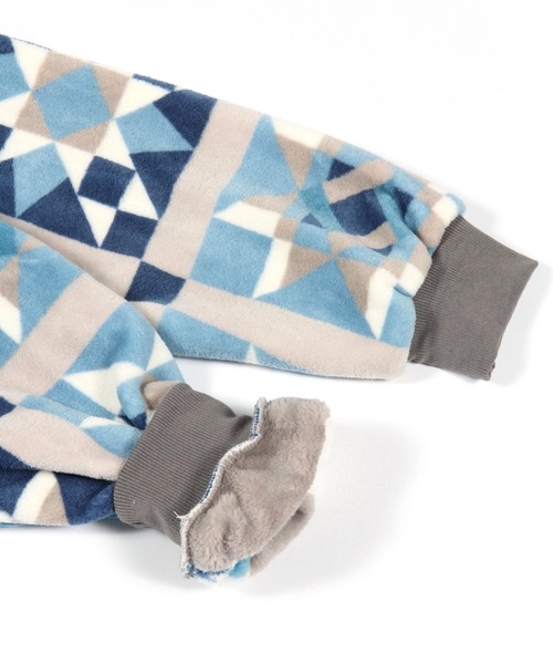 BAYFLOW（ベイフロー）の「[今年は袖リブ仕様で登場!]BF着るブランケット24AW（ブランケット・レディース・ブルー/ネイビー/ベージュ/チャコール・00）」の13枚目の写真