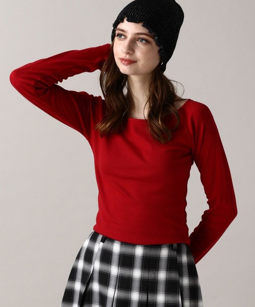 FOREVER 21(フォーエバー トゥエンティーワン)の「【2024FW】ボートネックTシャツ(Tシャツ/カットソー・レディース・オフホワイト/グレー/ブラック/その他/レッド・SMALL/MEDIUM)」の5枚目の写真