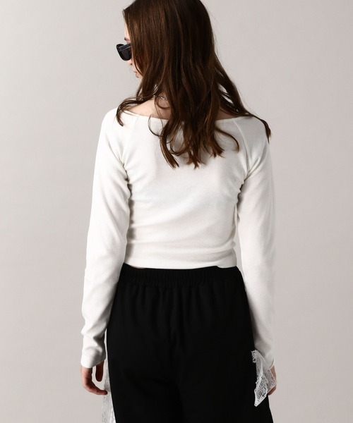 FOREVER 21(フォーエバー トゥエンティーワン)の「【2024FW】ボートネックTシャツ(Tシャツ/カットソー・レディース・オフホワイト/グレー/ブラック/その他/レッド・SMALL/MEDIUM)」の10枚目の写真