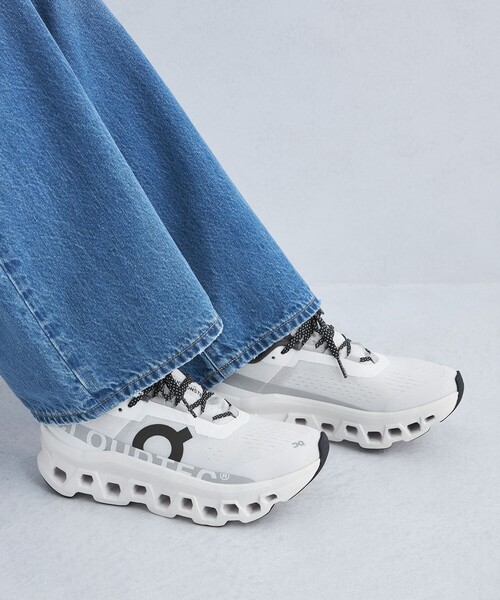 On（オン）の「＜On＞ウィメンズ  クラウドモンスター スニーカー（スニーカー・レディース・モカ/ブラック/ホワイト・23.5cm/24.5cm/23cm/24cm/25cm）」の6枚目の写真