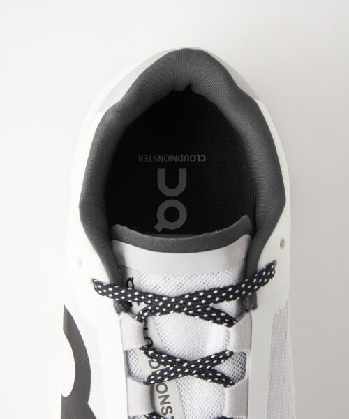 On（オン）の「＜On＞ウィメンズ  クラウドモンスター スニーカー（スニーカー・レディース・モカ/ブラック/ホワイト・23.5cm/24.5cm/23cm/24cm/25cm）」の15枚目の写真