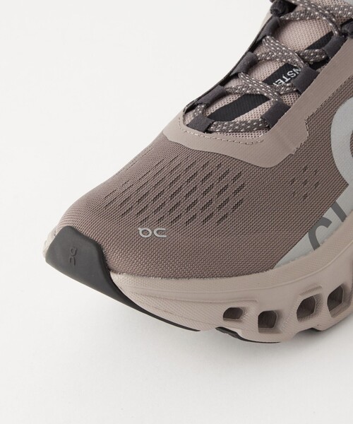 On（オン）の「＜On＞ウィメンズ  クラウドモンスター スニーカー（スニーカー・レディース・モカ/ブラック/ホワイト・23.5cm/24.5cm/23cm/24cm/25cm）」の20枚目の写真