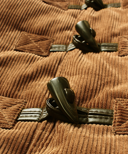 B:MING by BEAMS（ビーミングバイビームス）の「ビーミング by ビームス / コーデュロイダッフルコート（ダッフルコート・キッズ・ブラウン/ネイビー・100/120/110/130/140/150/80/90）」の20枚目の写真