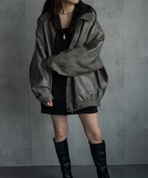 CREARE -LINO-（クレアーレリノ）の「＜ユニセックス＞フェイクレザー 比翼 ビックポケットブルゾン/ジャケット（ブルゾン・レディース・ブラック/ブラウン/グレー・FREE）」の8枚目の写真