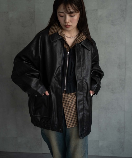 CREARE -LINO-（クレアーレリノ）の「＜ユニセックス＞フェイクレザー 比翼 ビックポケットブルゾン/ジャケット（ブルゾン・レディース・ブラック/ブラウン/グレー・FREE）」の17枚目の写真