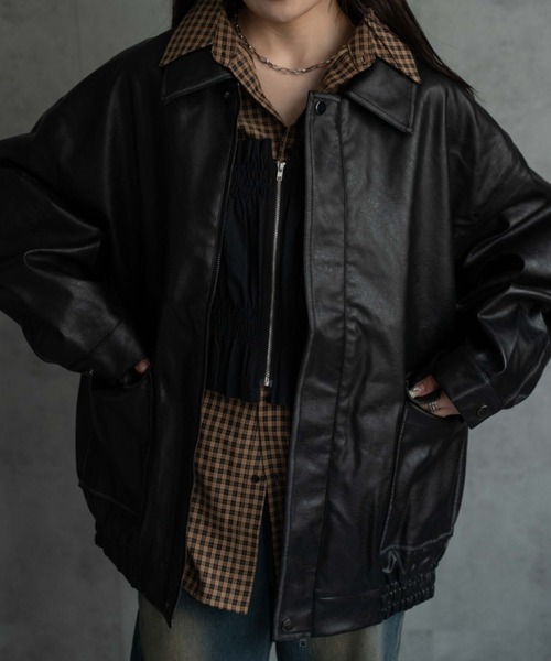 CREARE -LINO-（クレアーレリノ）の「＜ユニセックス＞フェイクレザー 比翼 ビックポケットブルゾン/ジャケット（ブルゾン・レディース・ブラック/ブラウン/グレー・FREE）」の19枚目の写真