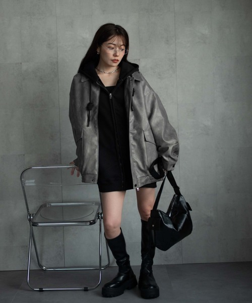 CREARE -LINO-（クレアーレリノ）の「＜ユニセックス＞フェイクレザー 比翼 ビックポケットブルゾン/ジャケット（ブルゾン・レディース・ブラック/ブラウン/グレー・FREE）」の5枚目の写真