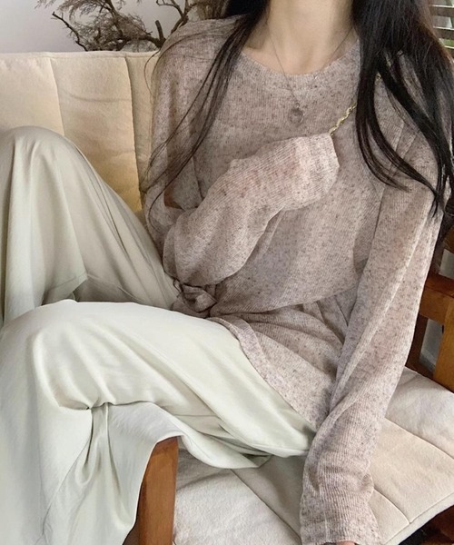 TONE SELECT GOODS(トーンセレクトグッズ)の「urbanfemine./シアーシンプルカットソー U7350(Tシャツ/カットソー・レディース・ブラウン/グレー・FREE)」の5枚目の写真