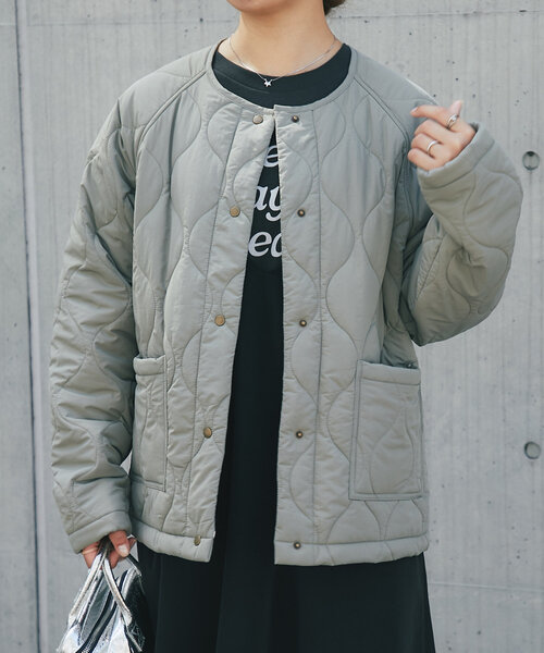 un dix cors（アンディコール）の「《2WAY》リバーシブルキルティングジャケット（ダウンジャケット/コート・レディース・ブラック/カーキ/ベージュ・FREE）」の6枚目の写真